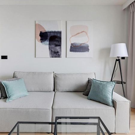 Grand Apartments - Bastion Walowa Modern Apartament กดัญสก์ ภายนอก รูปภาพ
